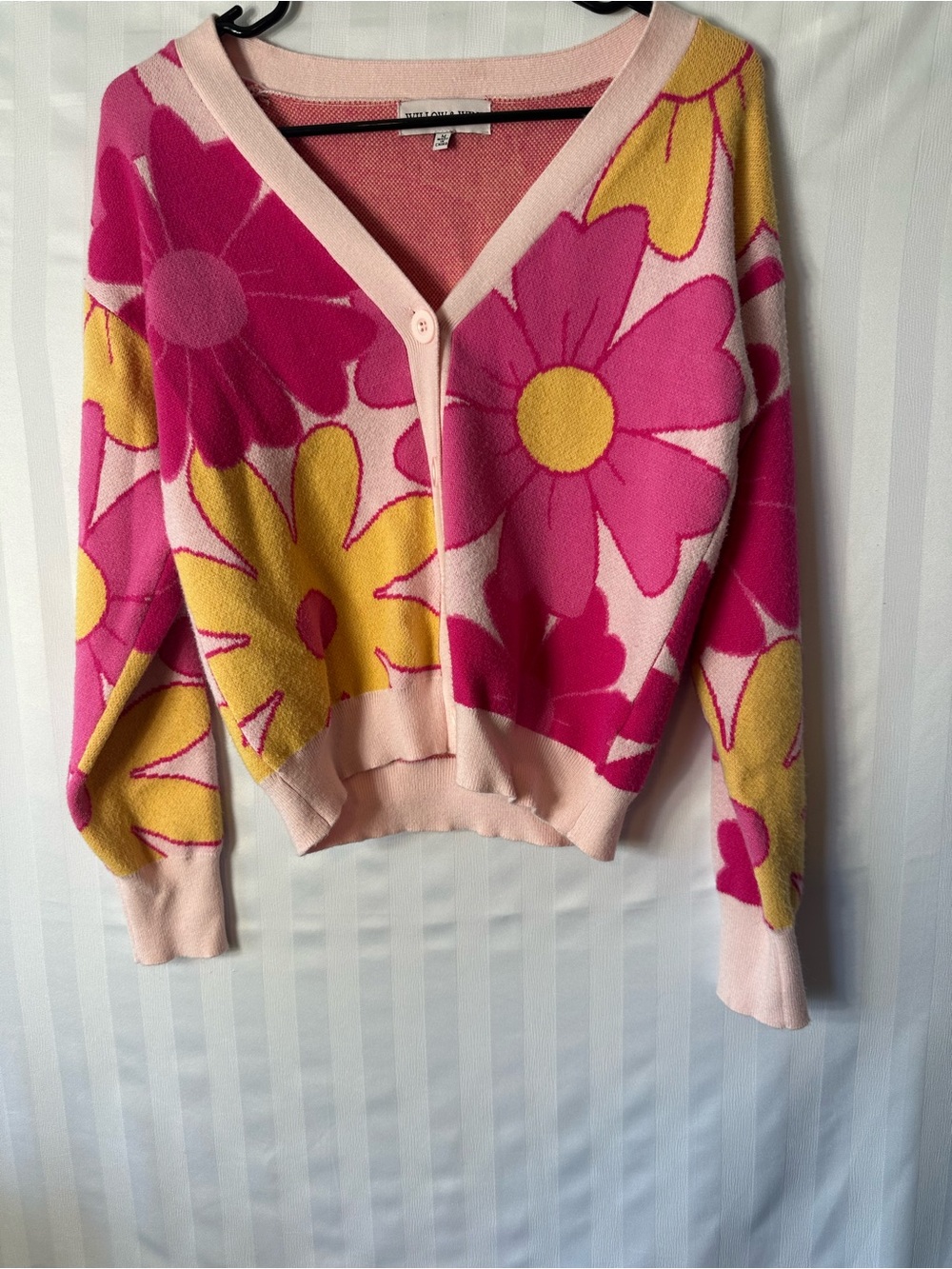 Retro Style Pink Floral V-Neck Button Cardigan Sweater